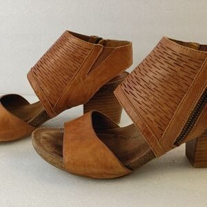 Sofft Leather Side Zip Sandal Heels Open Toe Ankle Bootie Womens 8M Pre-owned